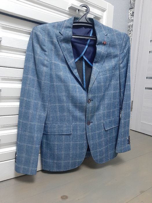 Мужской пиджак 15000т