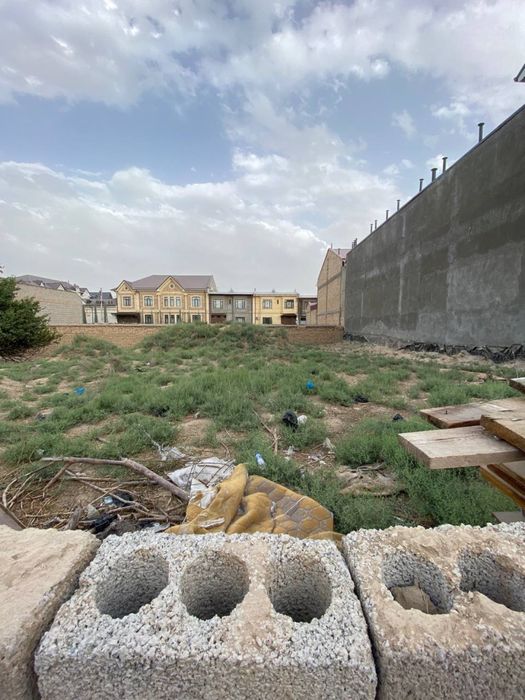 Toshkent viloyati ZangiOta. Tumanida  Tokzor(Kamchatka)mahallada  yer