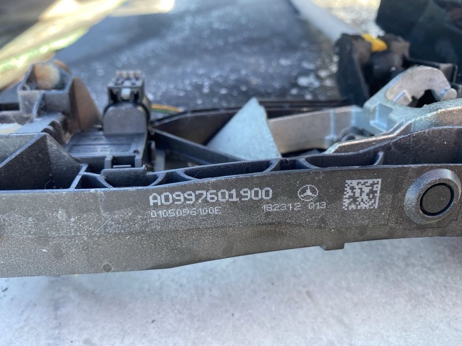 Предна лява брава Мерцедес CLS/GLE/E coupe