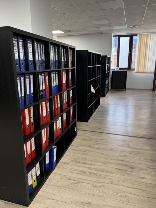 Biblioteci si birouri