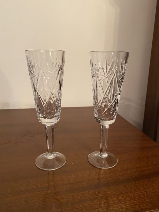 Хрустальные фужеры и рюмки разные