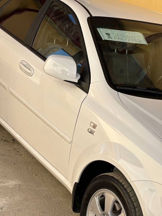 Moshina lacetti gentra oq 3pozitsa avtomat 2024yil stile ful komplekta