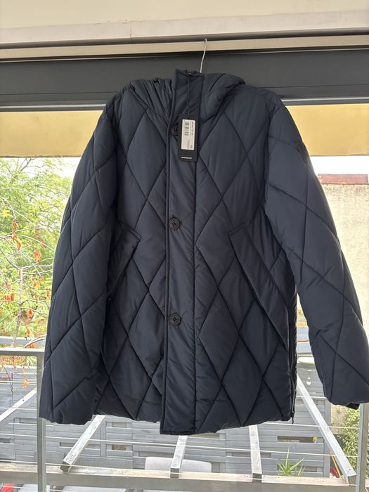 Bomboogie geaca de iarna, cu gluga si multiple buzunare, noua cu etich