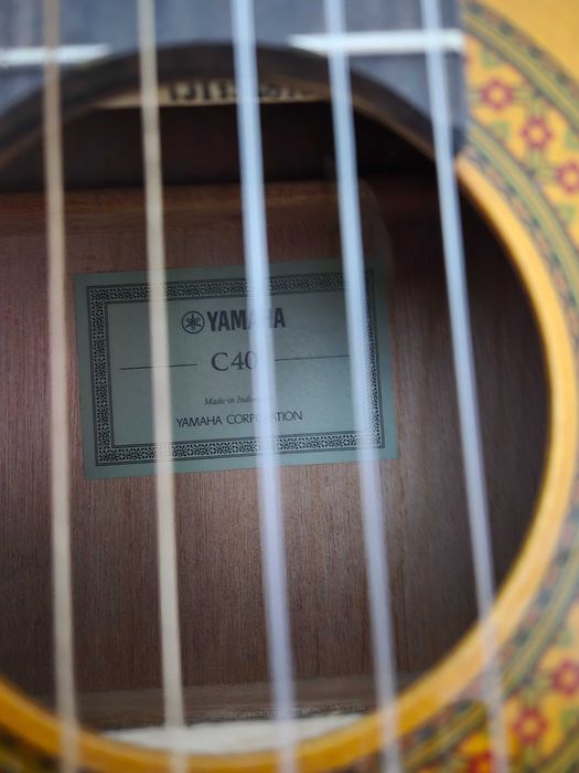 Chitara  clasica YAMAHA C40+husa
