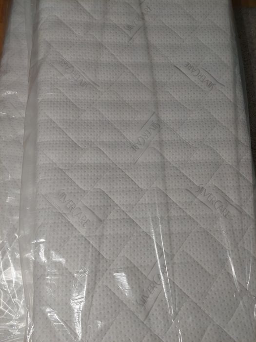 Матраци ТЕД. 200 х 80 см., 2 броя.