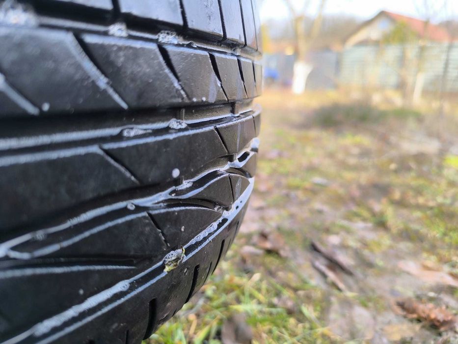 Set 4 roti aliaj 195/65/R15 Volkswagen 5x112 gume de vara Bridgestone