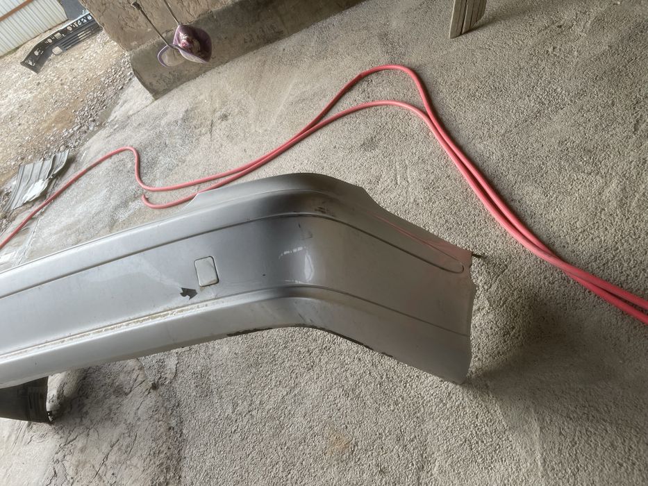 Продам бампер от w211