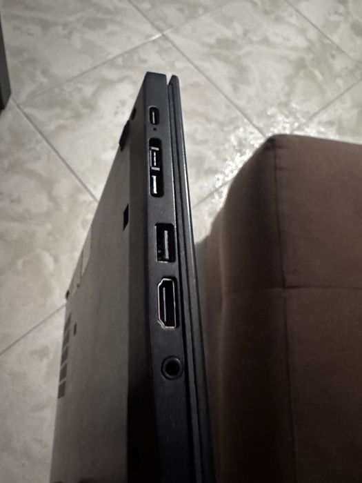 Лаптоп Lenovo Thinkpad T14s Gen 1, i5, 16GB RAM, 512 GB