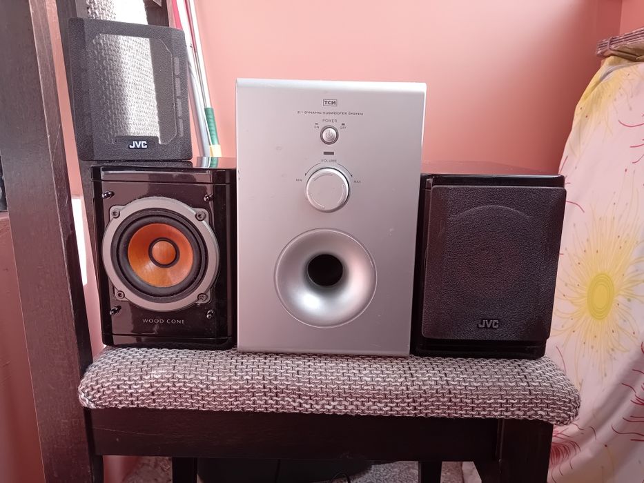 SHARP 32" 40€ !!!
