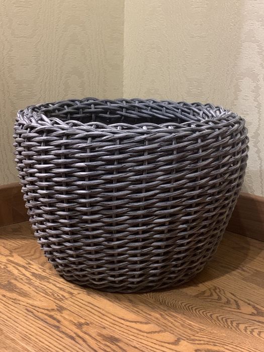 Кашпо из ротанга