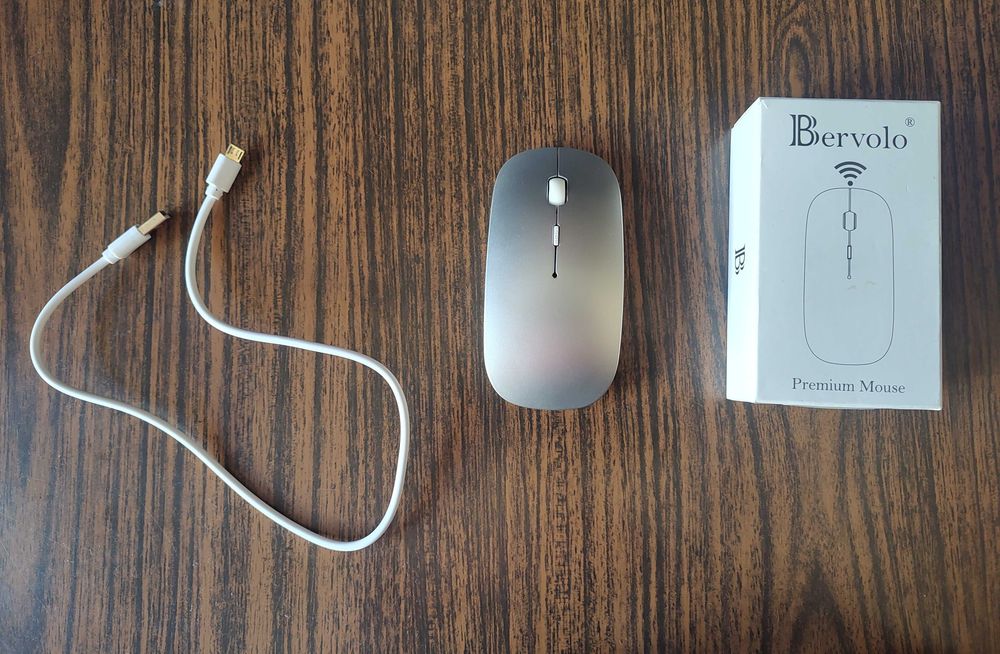 Mouse slim wireless sau cu fir