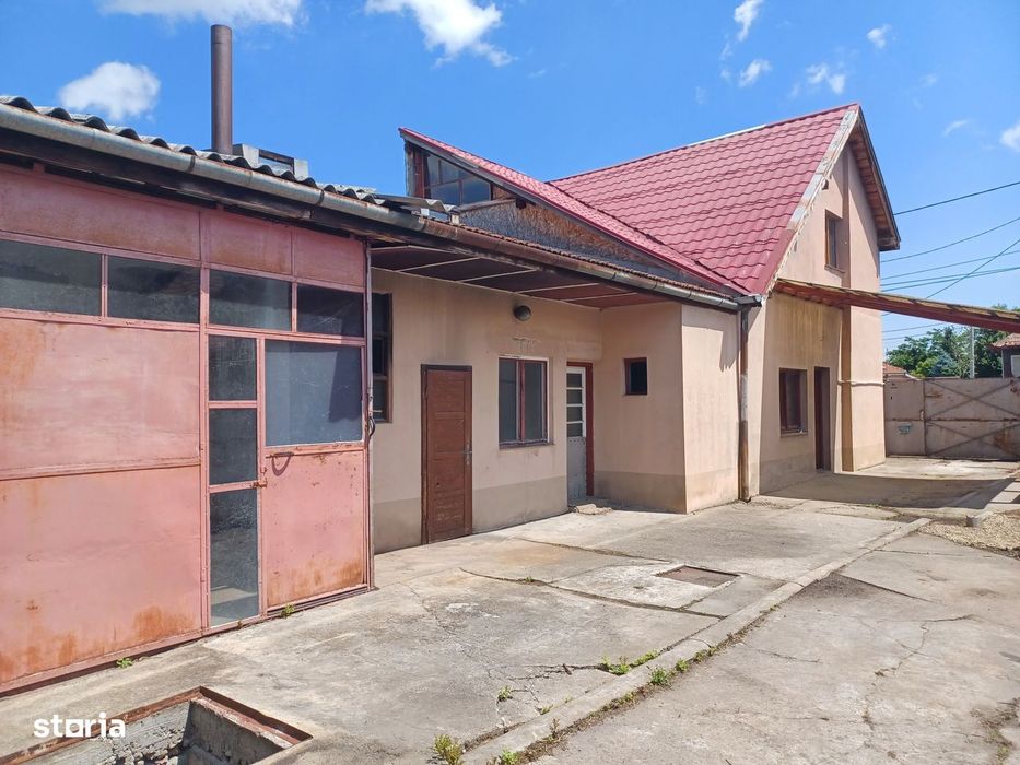 Casă, 500 mp, Muntele Găina. 600 E/lună (neg). Comision 0.