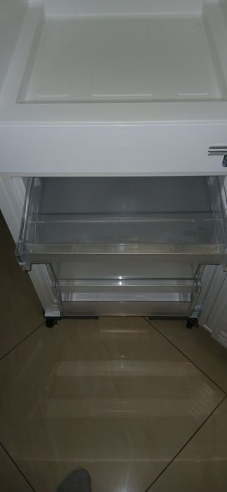 Vand frigider incorporabil Ikea Tinad