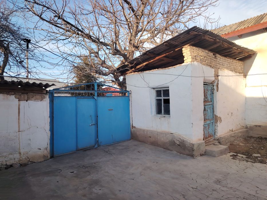 Срочно сдаётся дом участок азодбаше в доль дороги