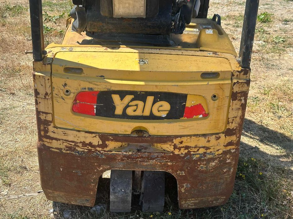 Dezmembrez stivuitor electric YALE