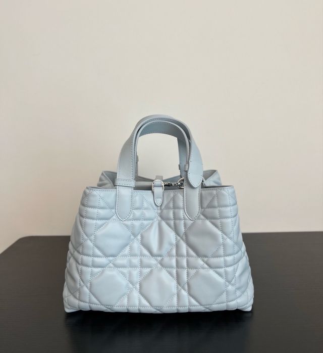 Dior чанта като нова