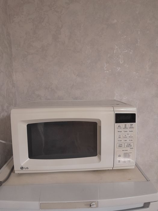 Микроволновка б/у