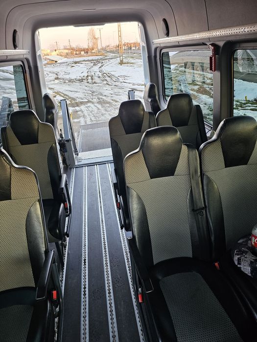 Mercedes sprinter 8+1 lift pers dizabilități