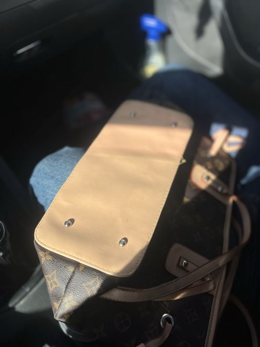 Geanta Louis Vuitton