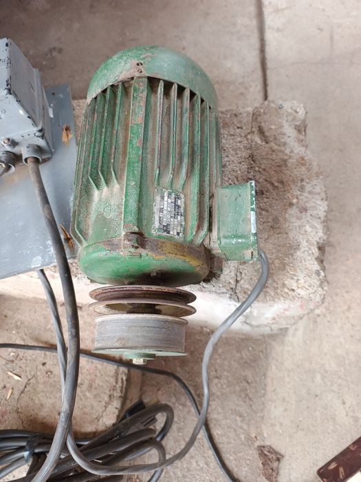 Ел. Мотор Трифазен 3кв.