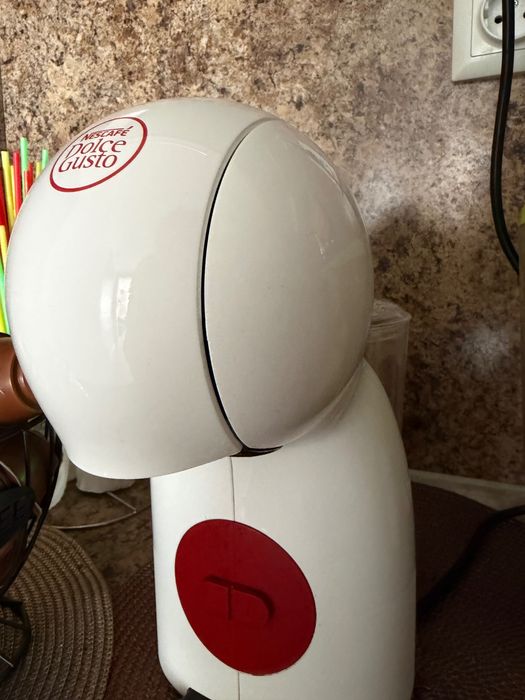 Кафемашина DOLCE GUSTO