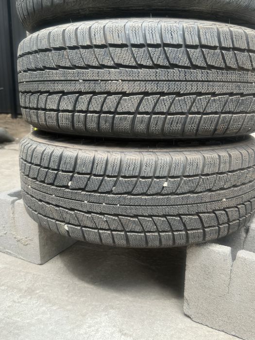 Продам резину с дисками W124
