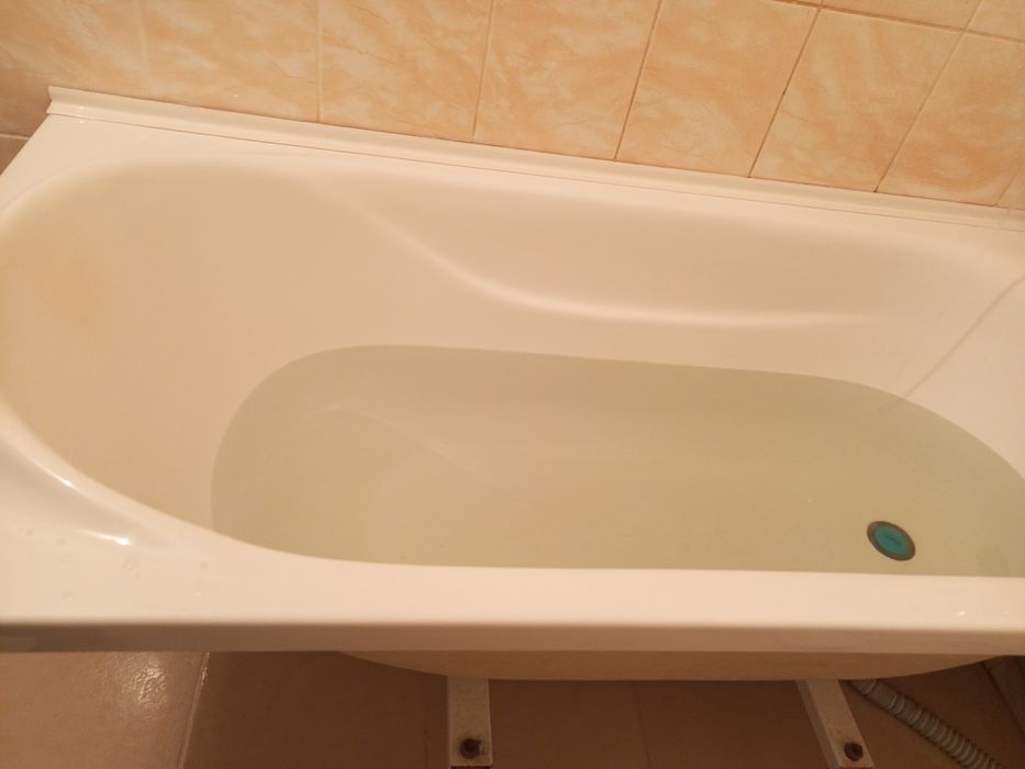 Ванная акрил пластик.