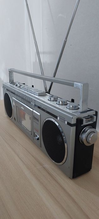 Radiocasetofon vintage Boombox SANYO