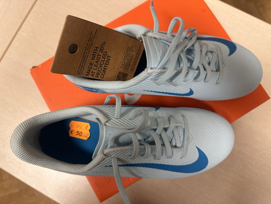 Футболни обувки - бутинки Nike детски