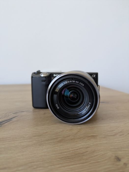 Sony NEX5 + E 18-55 УНИКАЛНИ СНИМКИ Дигитален Фотоапарат в Отлично Състояние