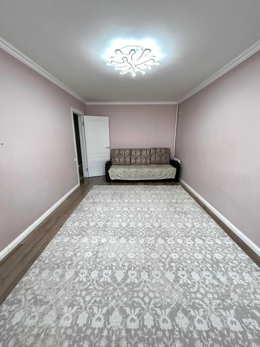 Продаётся 4х комн квартира