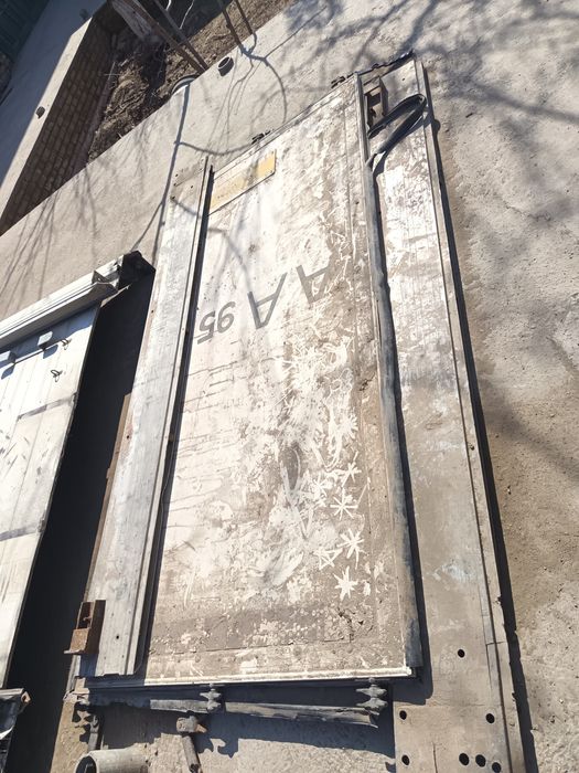 Prisep sotiladi 1999