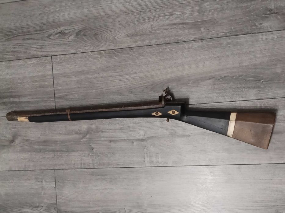 Стара пушка шишане