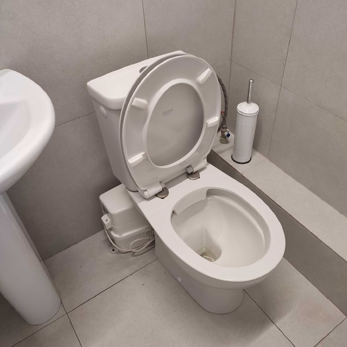 Унитаз напольный GROHE Bau Ceramic с бачком и сиденьем, альпин-белый