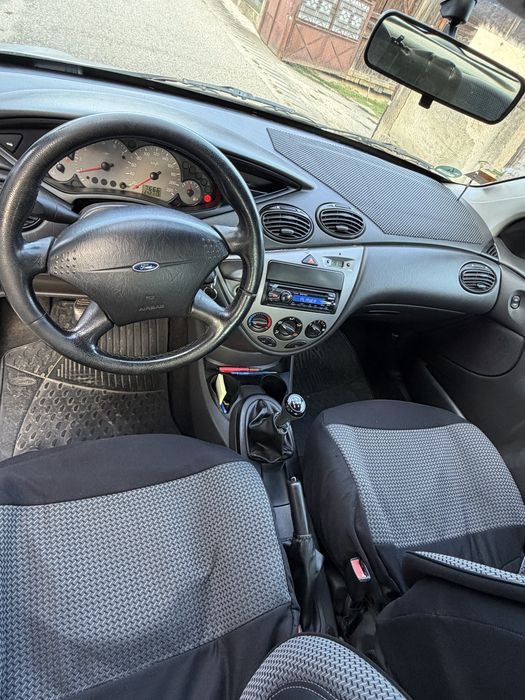 Vand Ford Focus DAW FYDD1, an 25.07.2002, 242100 km
