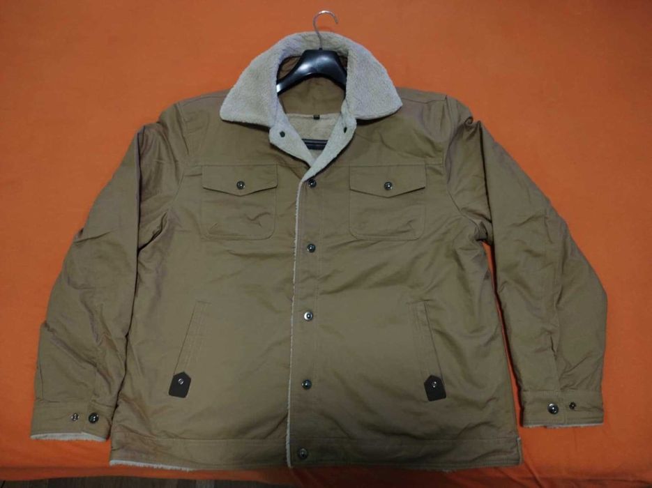 Мъжко зимно яке, цвят бежово с подплата каракул размер XXXL , Ново