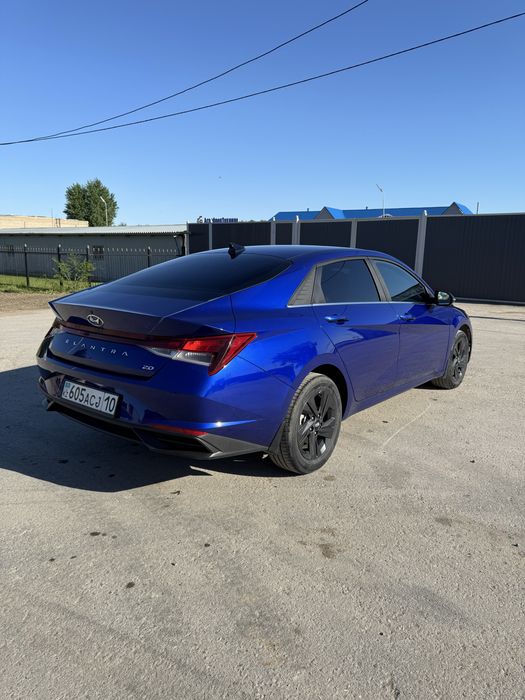 Продам hyundai elantra