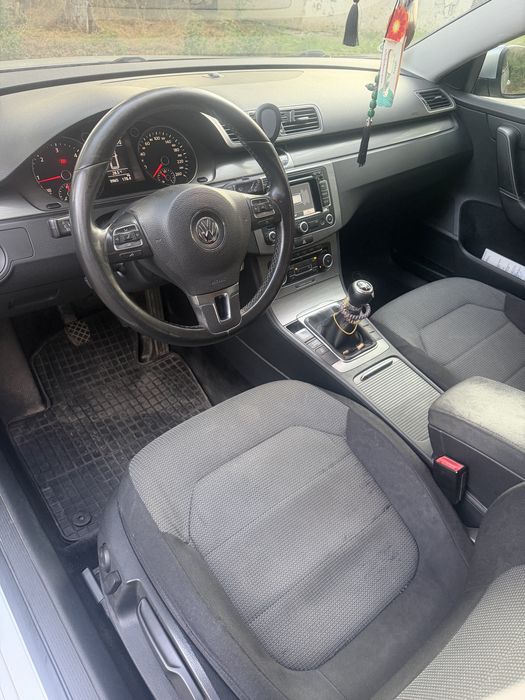 VOLKSWAGEN Passat 2012 — imagine 3