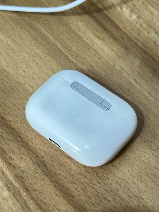 продам airpods pro!