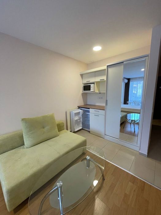 Продавам студио на първа линия море – Свети Влас