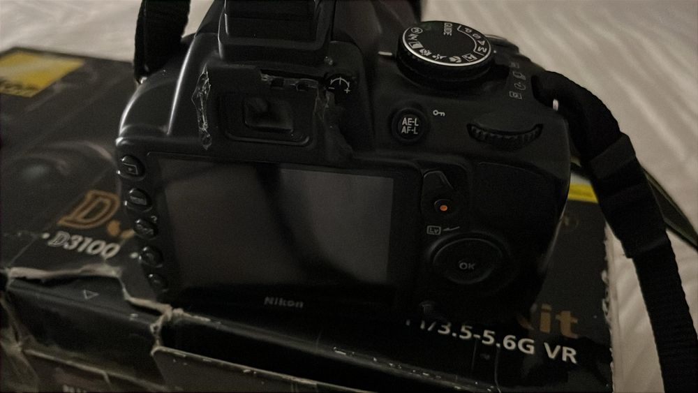 Зеркальный фотоаппарат Nikon D3100