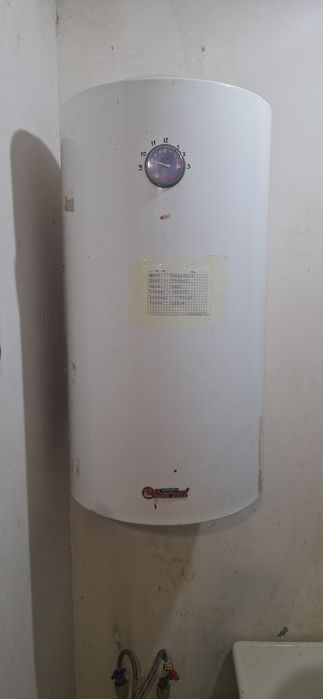 Продам бойлер thermex 100 л.