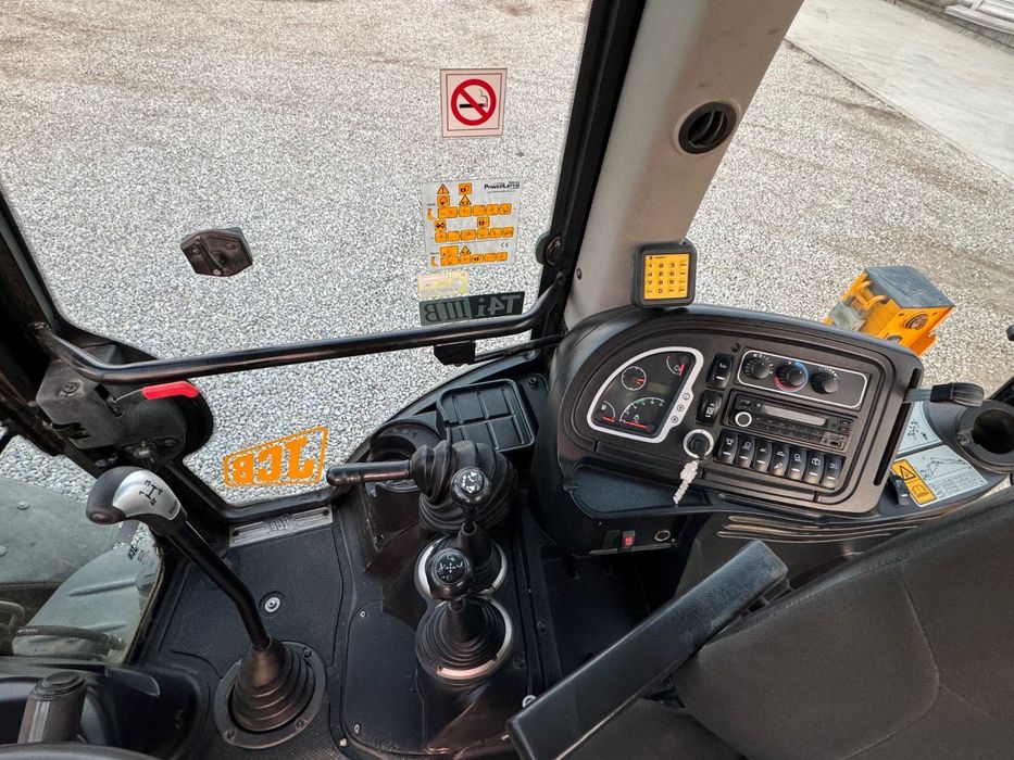 Kомбиниран багер JCB 3CX |  4x4 | 6-в-1