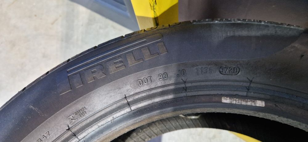 Set 4 Anvelope Pirelli 215 55 R17 de vara