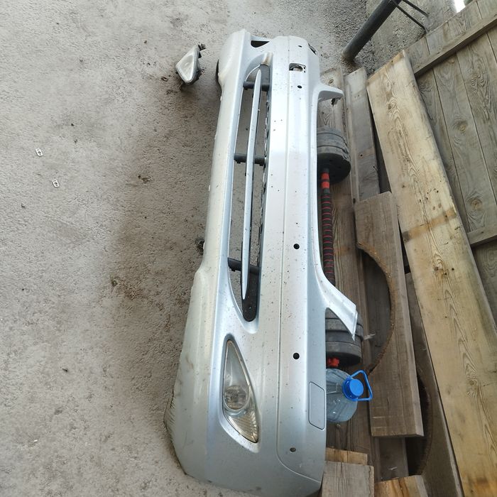 Бампер передний w221