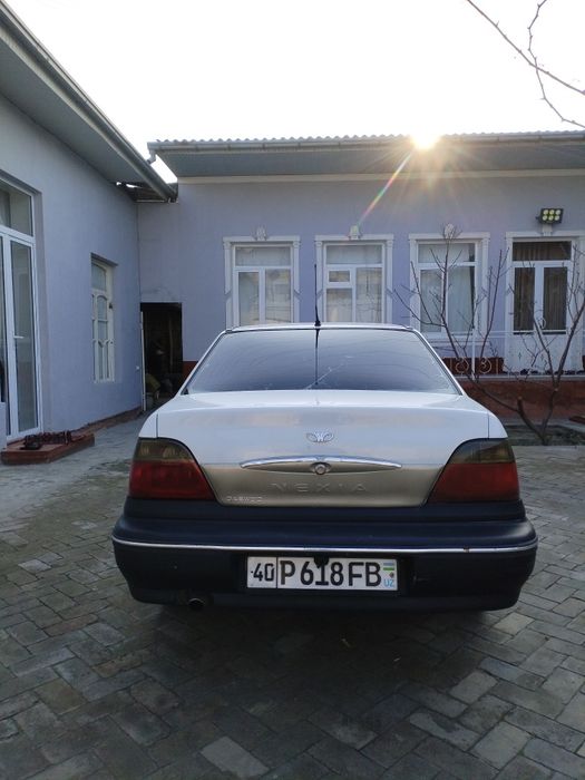 Nexiya1 1.5 sotiladi