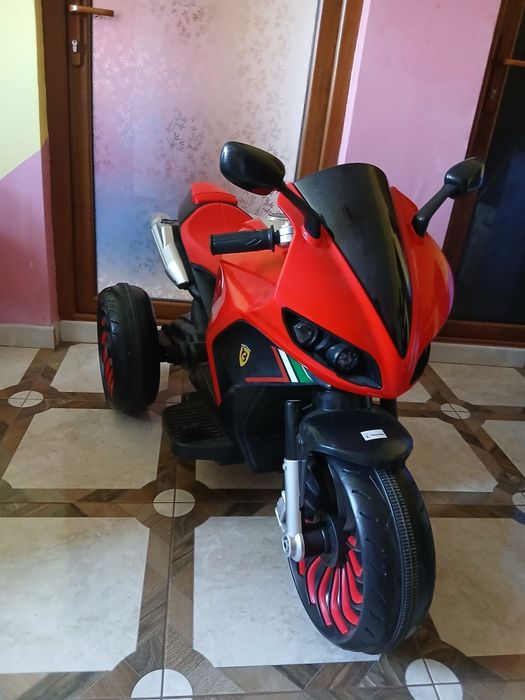 Motor  electric copii