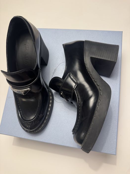 Prada - оригинални лоуфъри