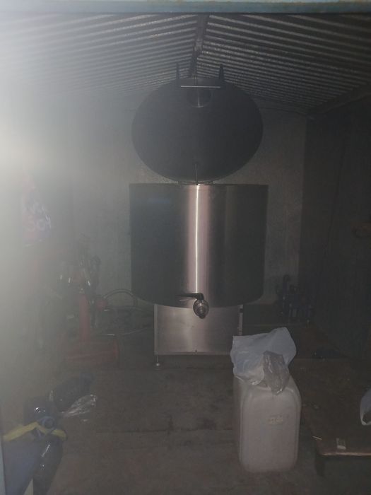 Продам молоко охлодитель