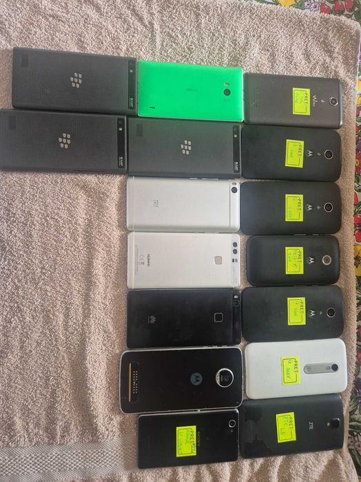 Lot telefoane  35 ron